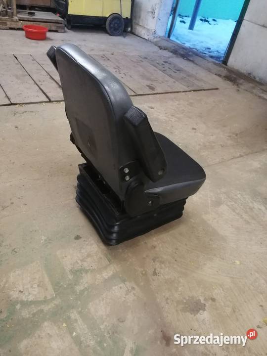 Fotel siedzenie mtz belarus ursus zetor mf Kabina i karoseria Zakłodzie