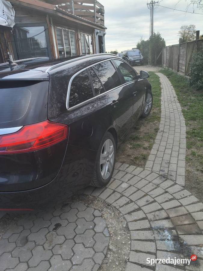 mam na sprzedaż Opla Insignia 200cm3 Kartuzy