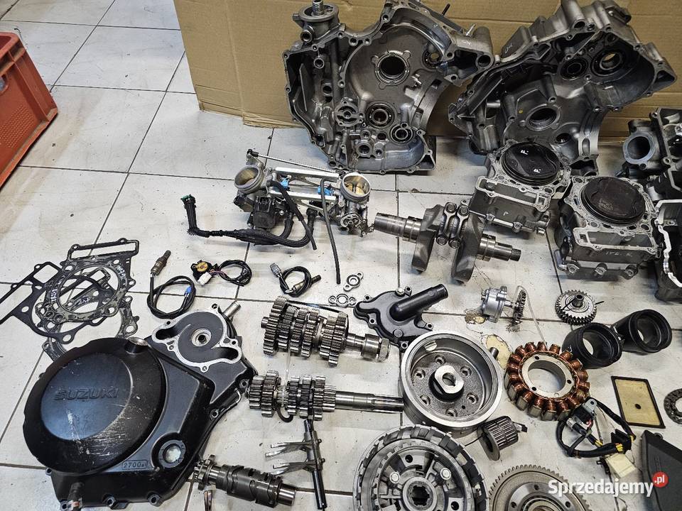 Suzuki DL 1000 V Strom silnik 2014r części kapa dolnośląskie Jelenia Góra