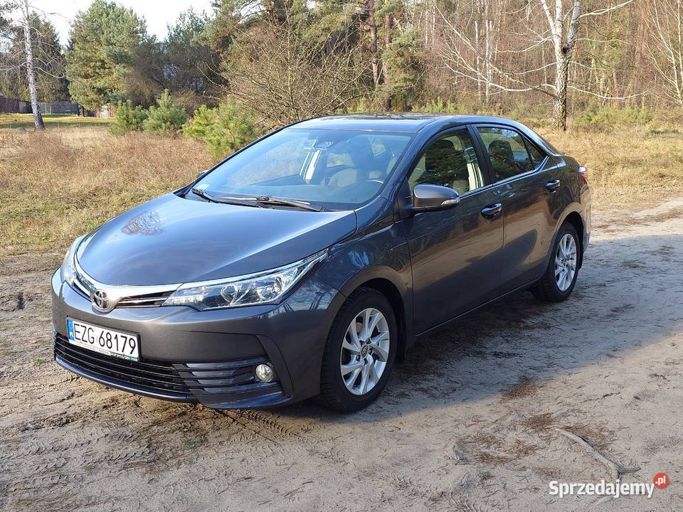 TOYOTA COROLLA CLASSIC PLUS nieuszkodzony sprzedam