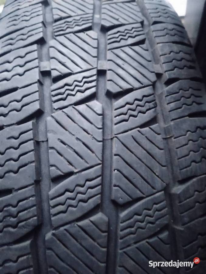 Koło z zimówka dostawcze