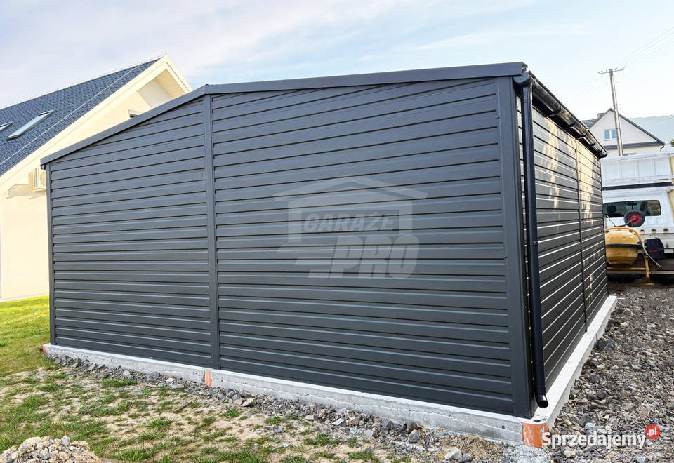 Garaz blaszany 6x6 m 2x brama uchylna sciana Mrągowo sprzedam