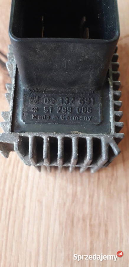 Przekaźnik świec żarowych Opel Vectra C 22 DTI małopolskie Żabno sprzedam