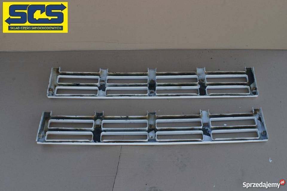 VOLVO FH NAKŁADKA STOPNIA W ATRAPĘ DOLNY SPRAWNY Karoseria Bieleń