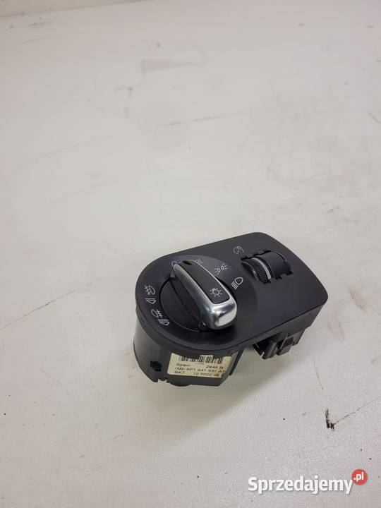 WŁĄCZNIK ŚWIATEŁ AUDI A3 8P LIFT 8P1941531AR Przystajń