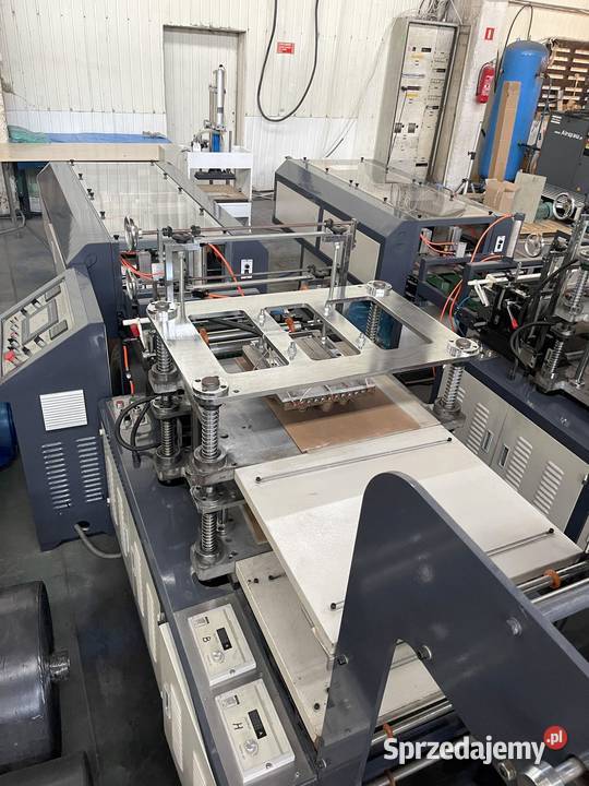 Linia do produkcji rękawic RUIAN QUEENSENSE Jelenia Góra