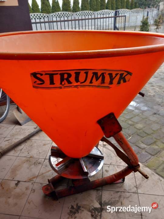 Rozsiewacz nawozu STRUMYK 350 l stan bard Dąbrowa Biskupia