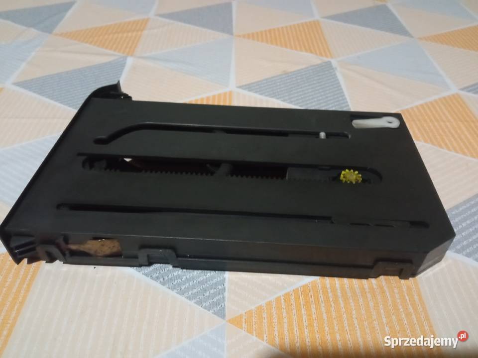 Schowek uchwyt Renault laguna ll