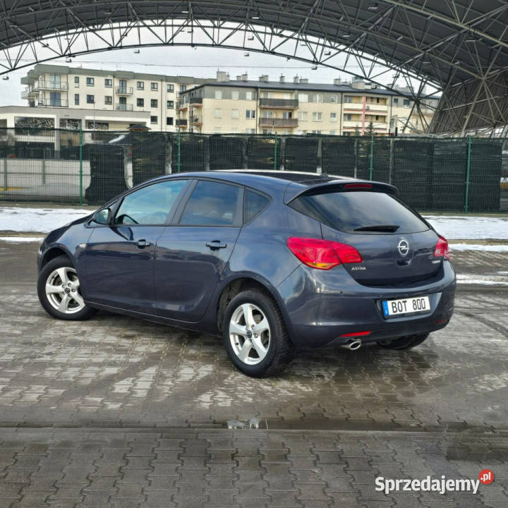 Opel Astra Opel Astra 14 Turbo Cosmo J 20092019 podgrzewane fotele Ostrów Mazowiecka sprzedam