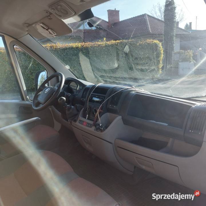 Fiat Ducato z zabudową łóżko tv kuchnia Wronki