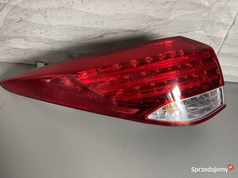 HYUNDAI I40 LEWA LAMPA TYŁ KOMBI LED lampy tylne Ostroróg