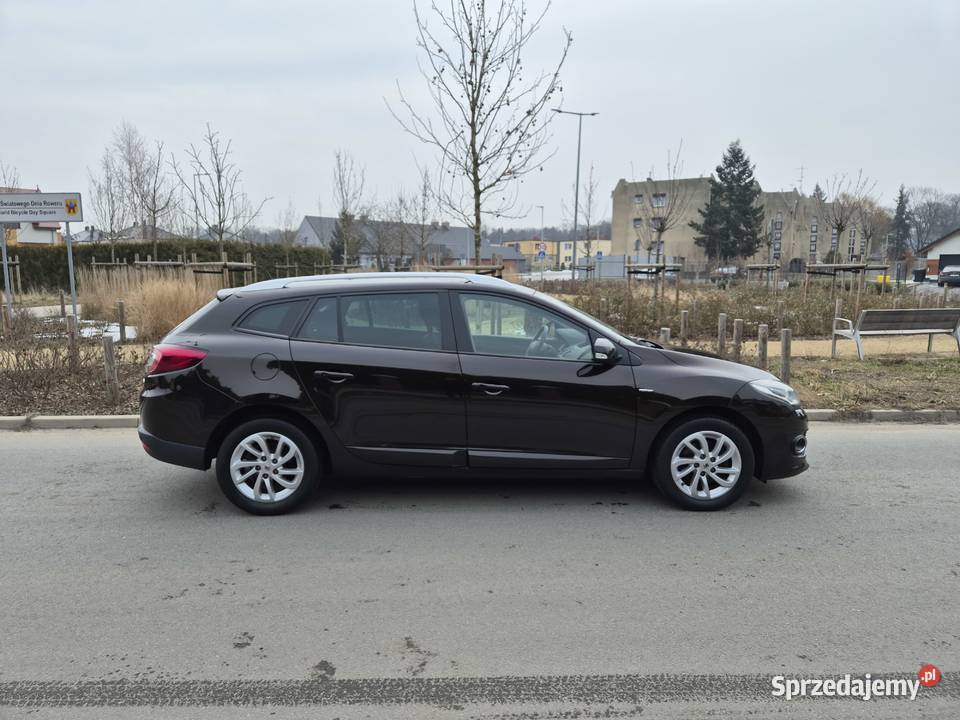 Renault Megane 12 TCe nawigacja klima czujniki Motoryzacja