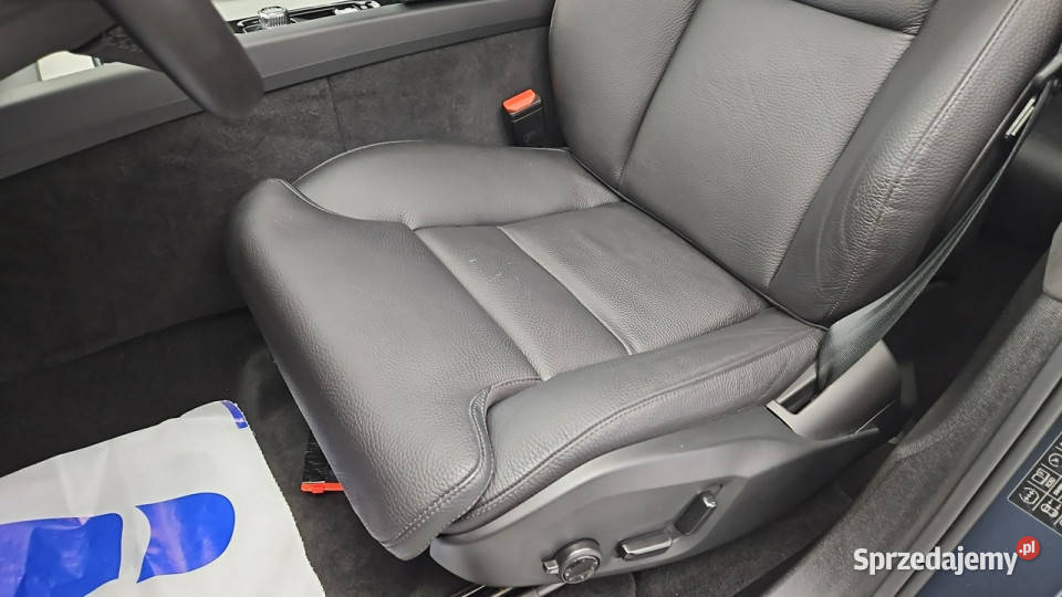 Volvo XC 60 B4 D AWD Plus Dark aut Z Polskiego autoalarm Warszawa