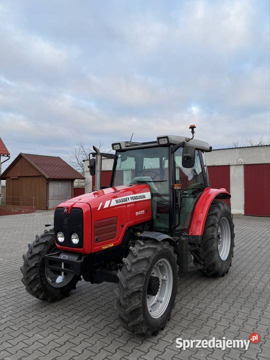 Massey Ferguson 5425 stan