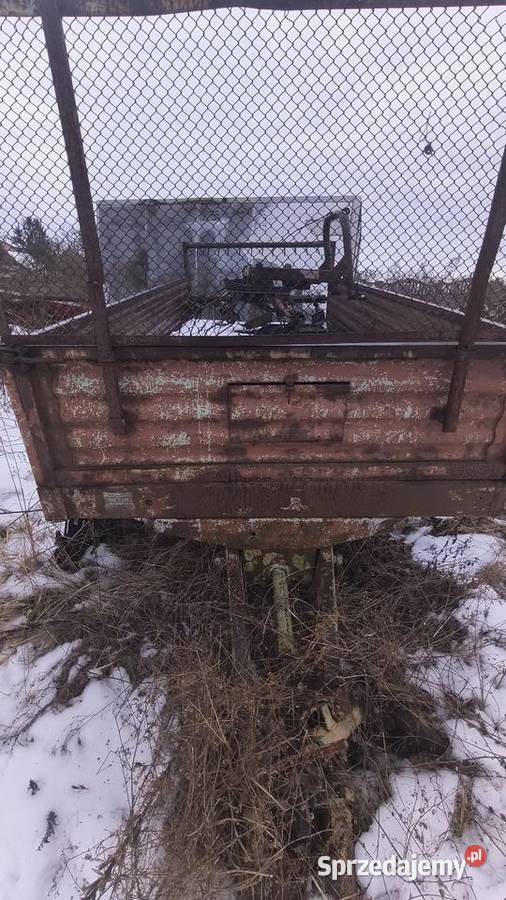 Rozrzutnik jednoosiowy Agromet Zarzecze