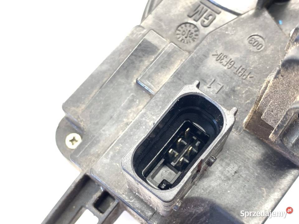 ZAMEK DRZWI LEWY PRZÓD OPEL VECTRA C Hatchback