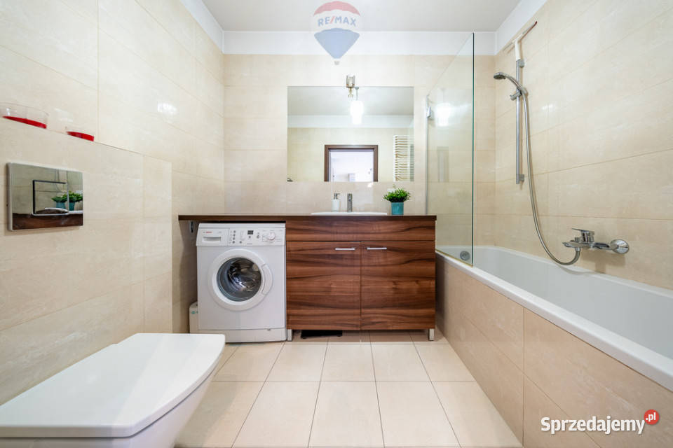 Idealne mieszkanie balkon garaż ścisłe centrum 43.69m2 Poznań sprzedam