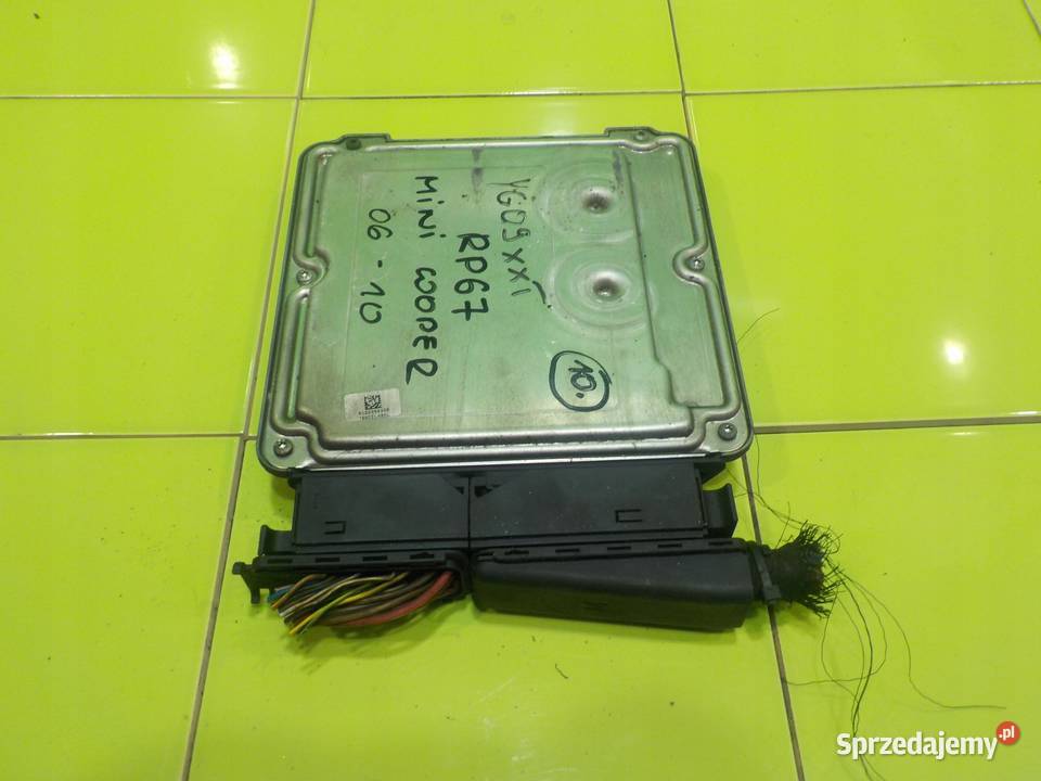 MINI COOPER ONE II R56 16 B 09r sterownik