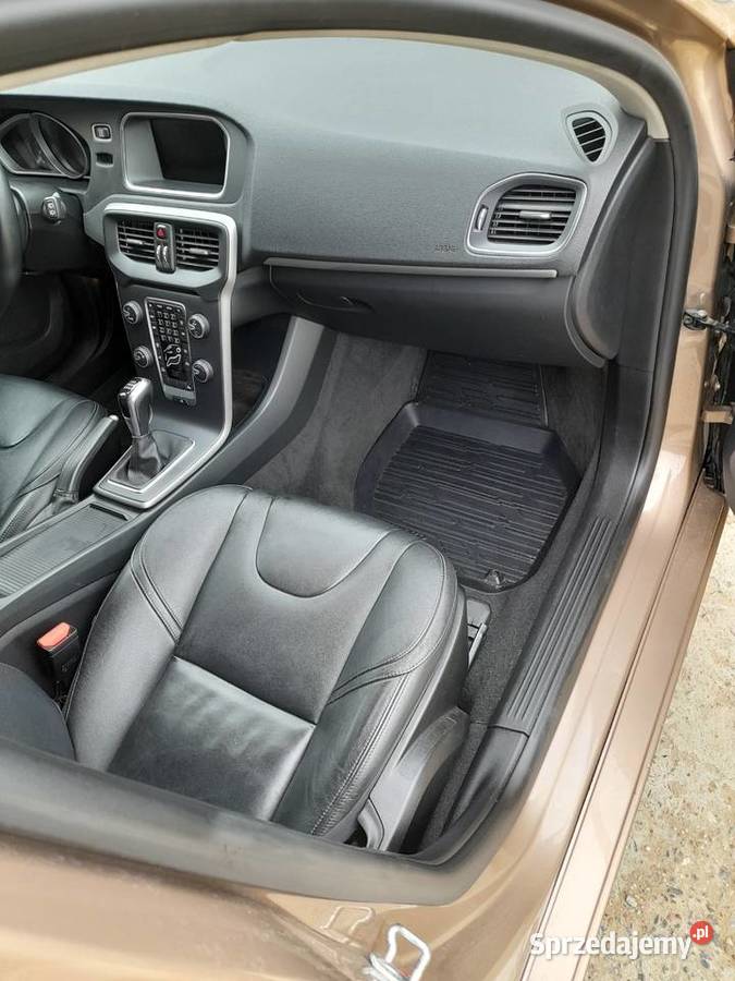 Sprzedam volvo v40 lubelskie Okrzeja