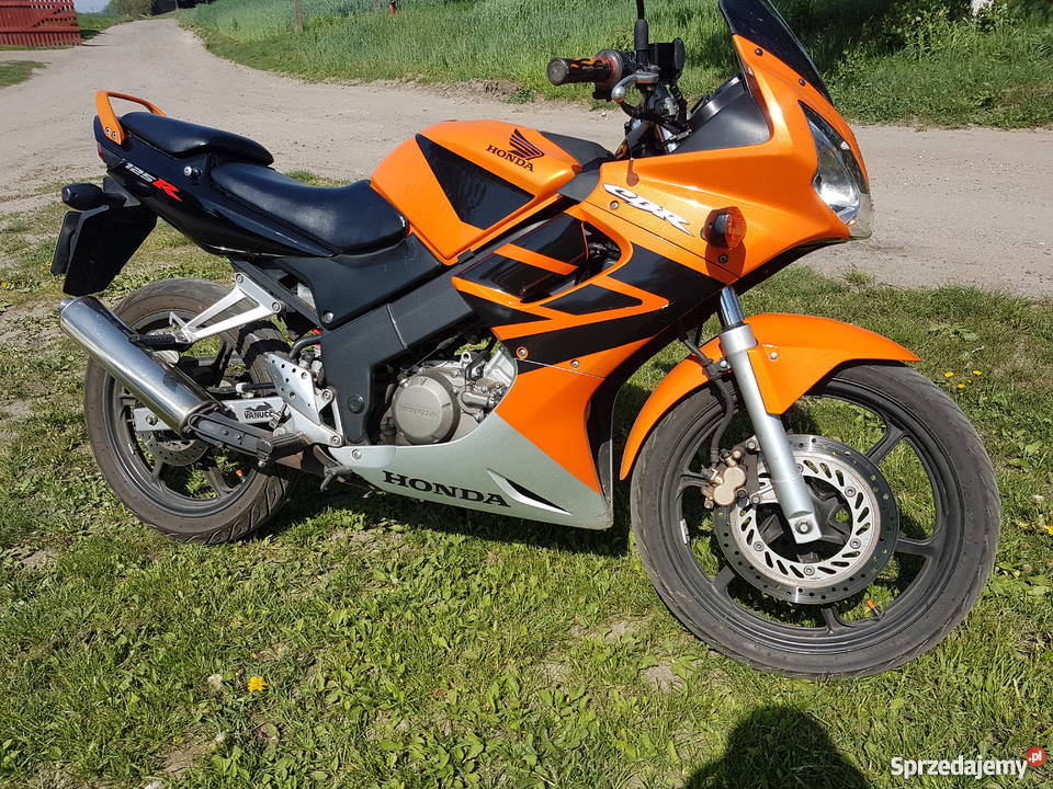 Honda Cbr 125 pomarańczowy Bierdzany