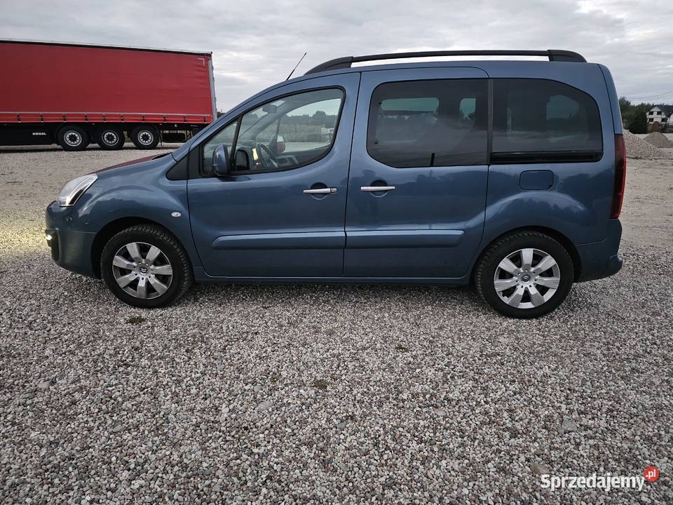 Citroen Berlingo Multispace 16HDI 2016r światła do jazdy dziennej Berlingo Ostrołęka