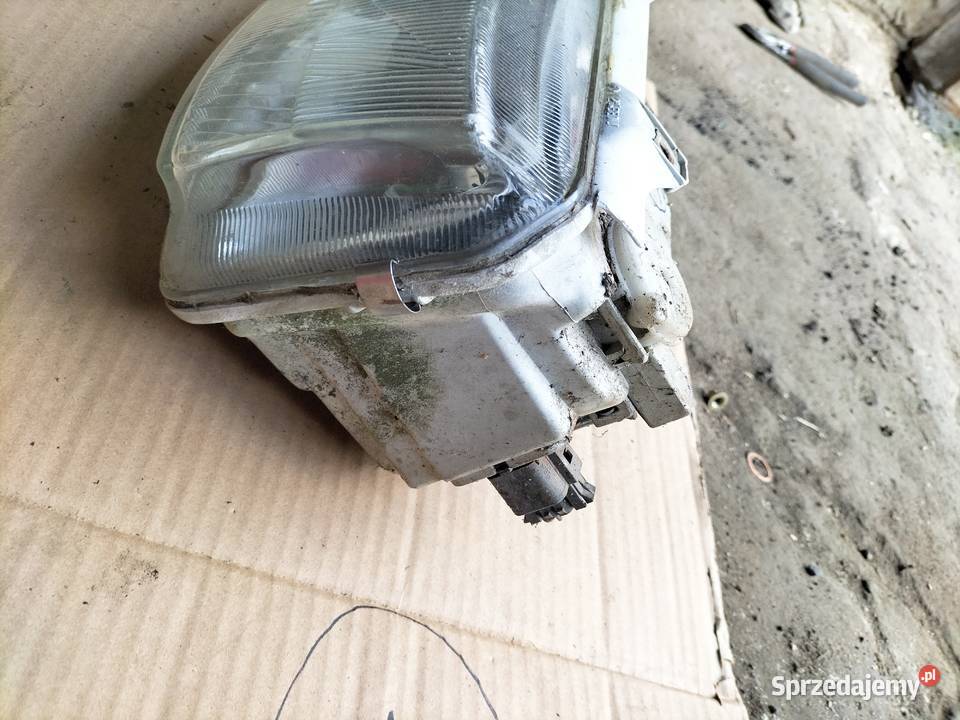 VW PASSAT B4 LAMPA PRZÓD PRZEDNIA LEWA ZAŚLEPKA osobowe lubelskie Kamień-Kolonia