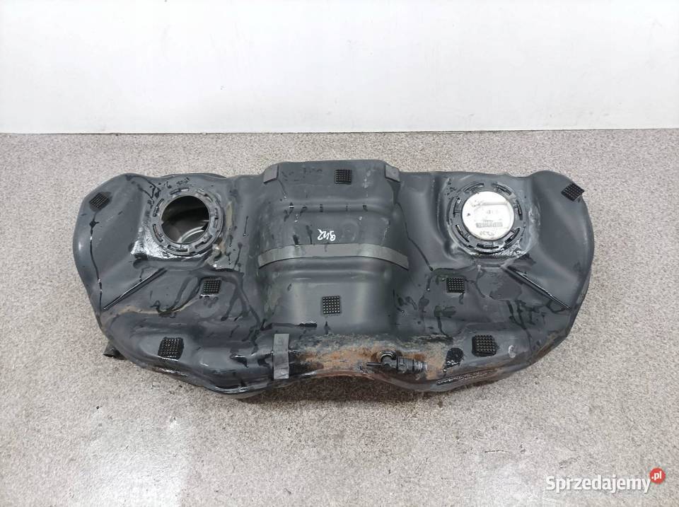 ZBIORNIK PALIWA BAK 30 B V6 06700361310 Maserati