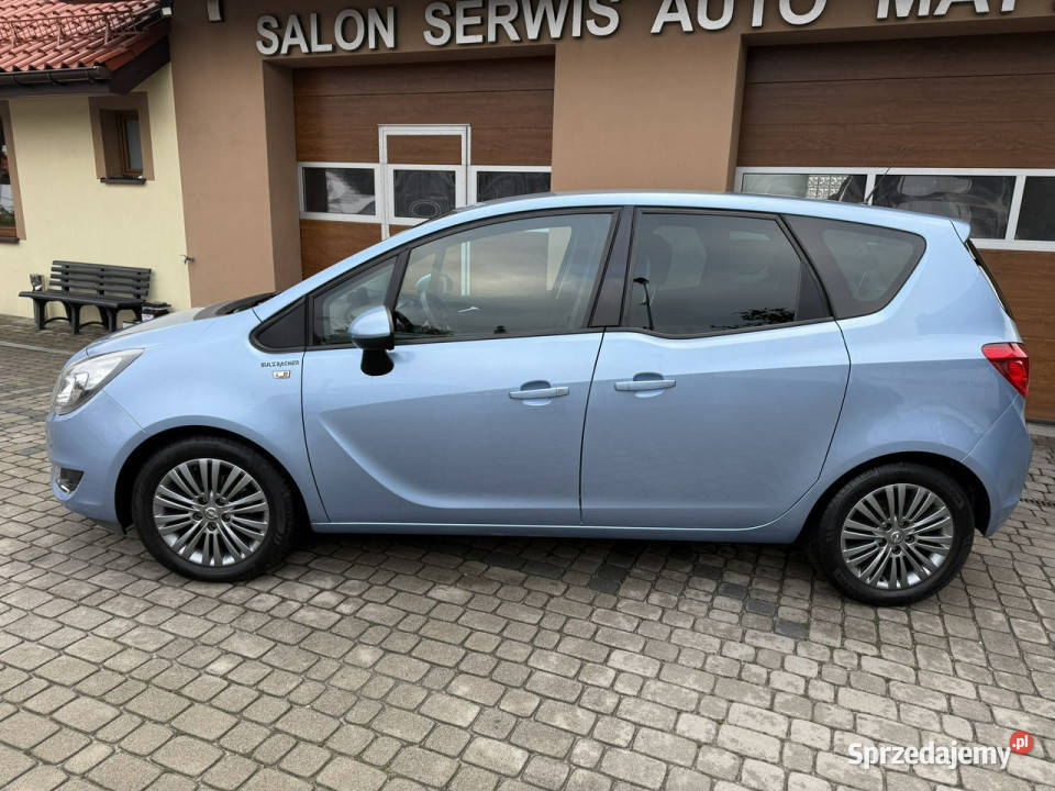 Opel Meriva Rezerwacja II 2010 Meriva Orzech