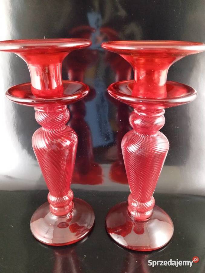 Świecznik czerwone szkło 2sztuki Zielona Góra