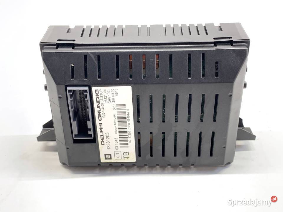 WYŚWIETLACZ OPEL CORSA D 13381203 0614 EKRAN osobowe Liczniki i zegary