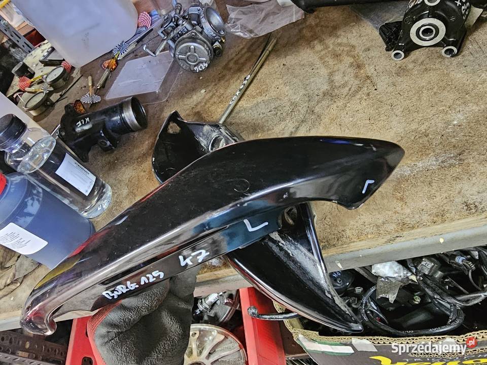 Suzuki Burgman 125 K7 uchwyt uchwyty pasażera Mocowania i uchwyty Jelenia Góra