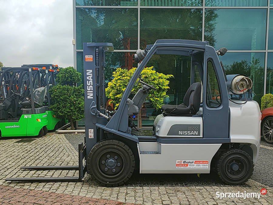 wózek widłowy Nissan UG1D2A32LQ 32 t triplex 43 Wózki widłowe Kęty