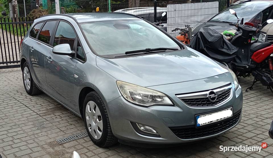 Opel Astra J Enjoy SS Nawigacja Doinwestowany Bochnia sprzedam