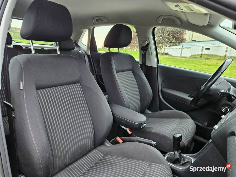 Volkswagen Polo Rata490 105 6 biegów aluminiowe felgi Śrem sprzedam