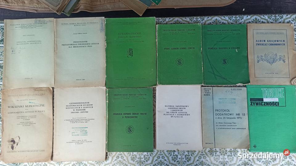 Stare książki i podręczniki o tematyce leśnej, lata 40-70
