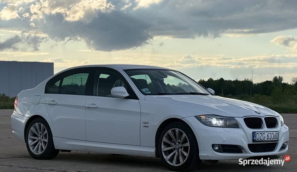 BMW E90 320XD 20D 177 Napęd 4x4 Alpinweiss Szprotawa
