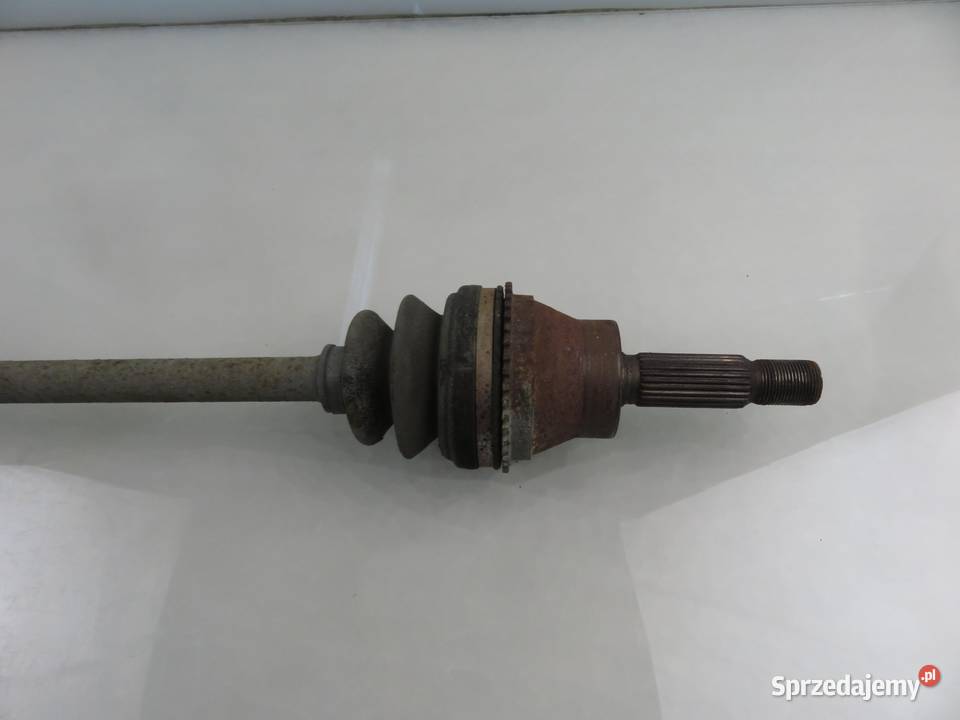 PÓŁOŚ LEWA TYLNA MITSUBISHI OUTLANDER I 24 4WD osobowe sprzedam