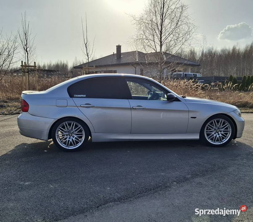 BMW E90 Kluki