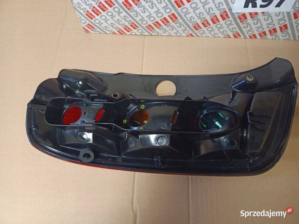 LAMPA TYŁ TYLNA LANCIA YPSILON II 20032006 NOWA osobowe Skarżysko-Kamienna
