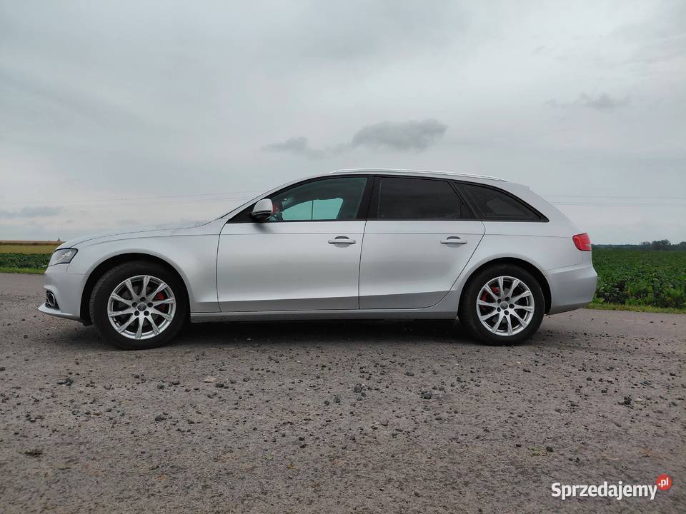 Audi a4b8 20 143 A4 Buśno