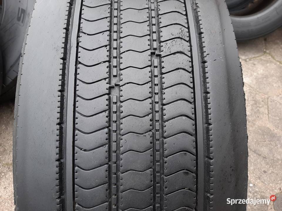 Opona używana ciężarowa 31560R225 BRIDGESTONE
