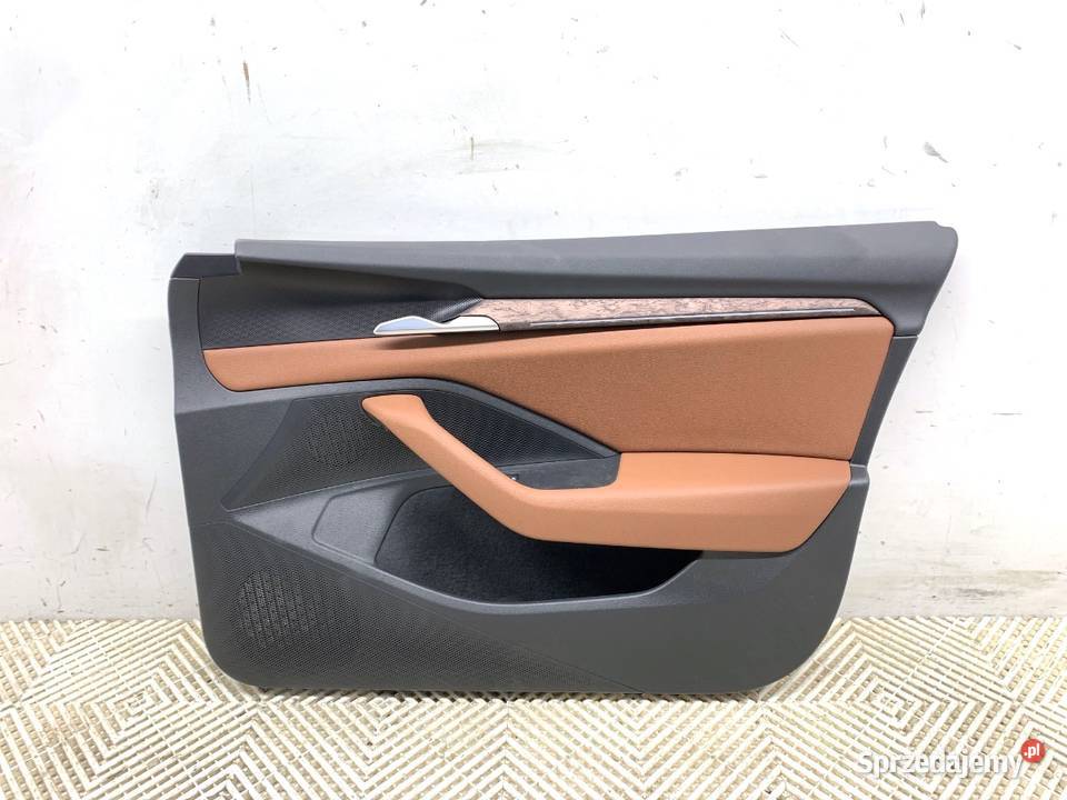 BOCZEK DRZWI PRAWY PRZÓD SKODA 20 TSI Hatchback podkarpackie