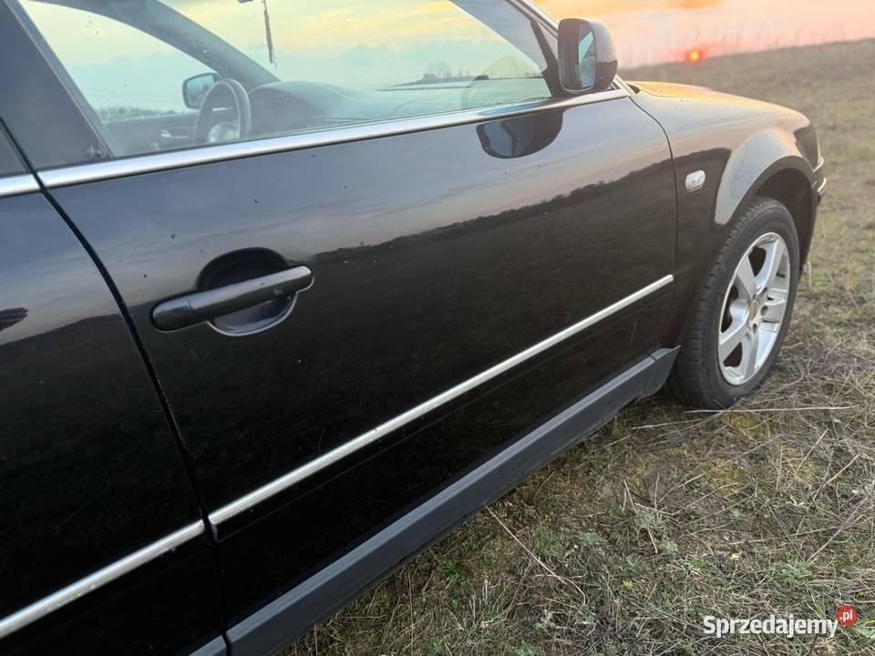 Drzwi lewy przód tył kompletne LC9Z Volkswagen Stare Kurowo sprzedam