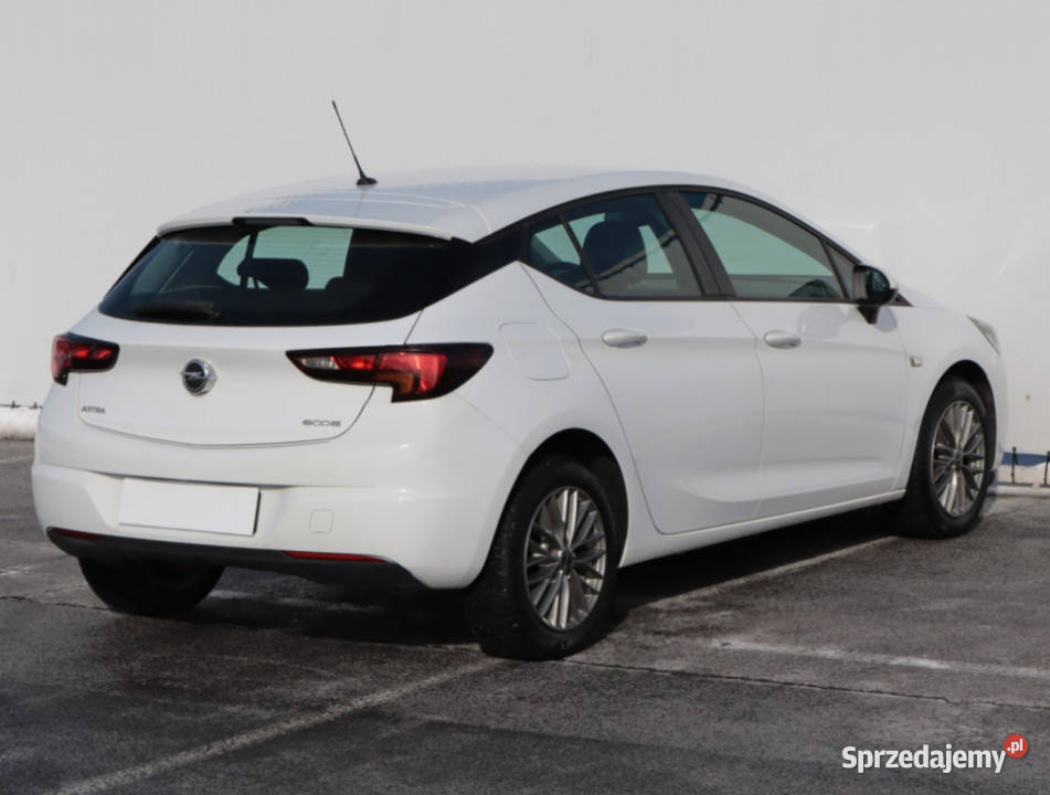 Opel Astra 10 Turbo Rok produkcji 2016 Lublin