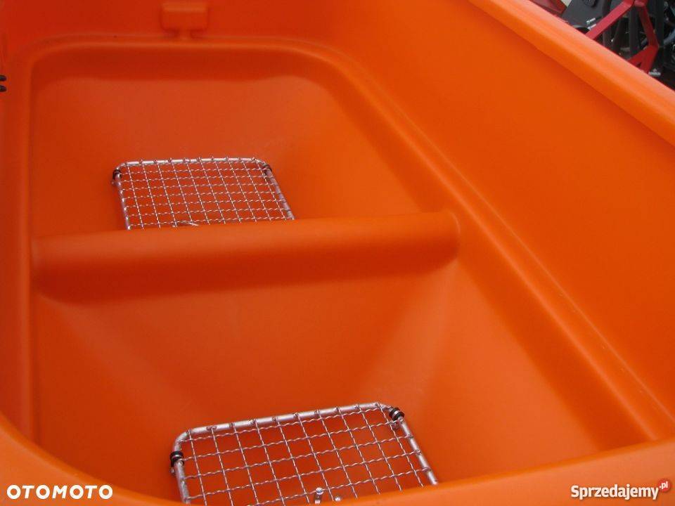 Rozsiewacz nawoaów dwutalerzowy Tornado Duo 600L Zawiercie