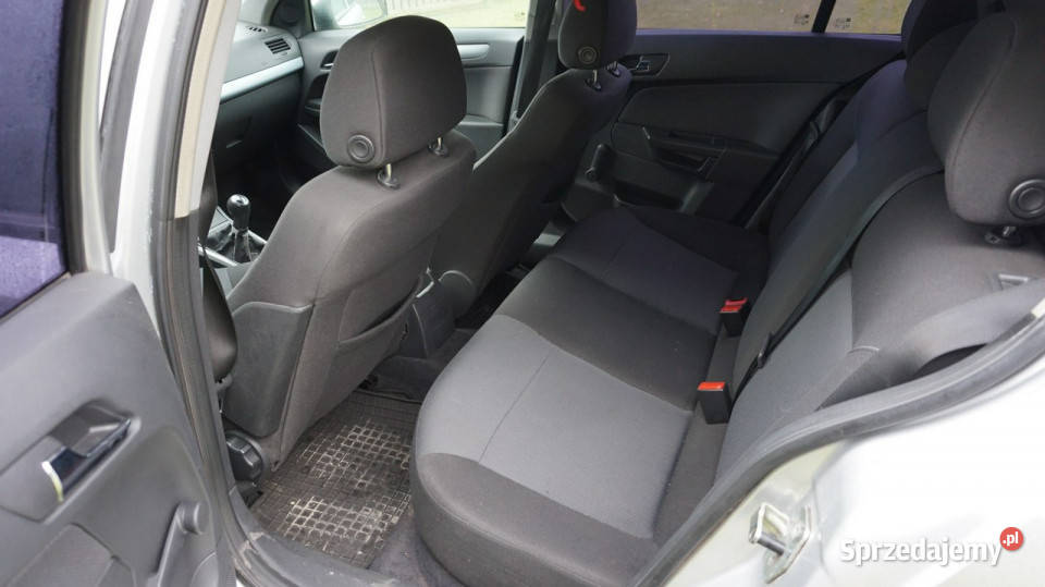 Opel Astra zarejestrowany ubezpieczony Gwarancja Astra lubuskie sprzedam