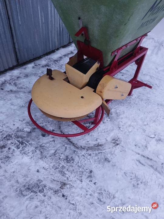 Rozsiewacz Motyl nieuszkodzony mazowieckie