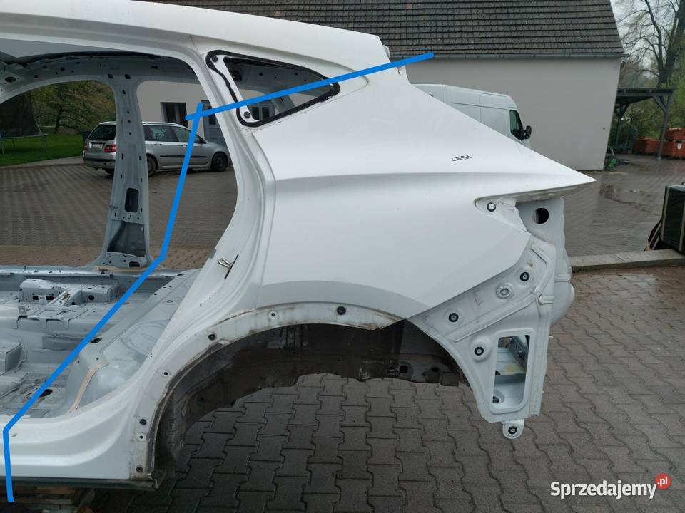 CUPRA FORMENTOR 5FF WANNA BŁOTNIKI ĆWIARTKA PAS