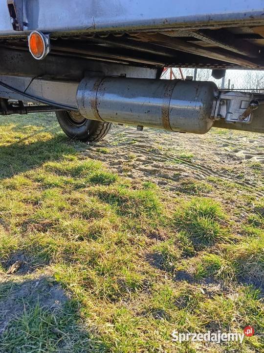 Rozrzutnik obornika Czarna Białostocka nieuszkodzony Iłża