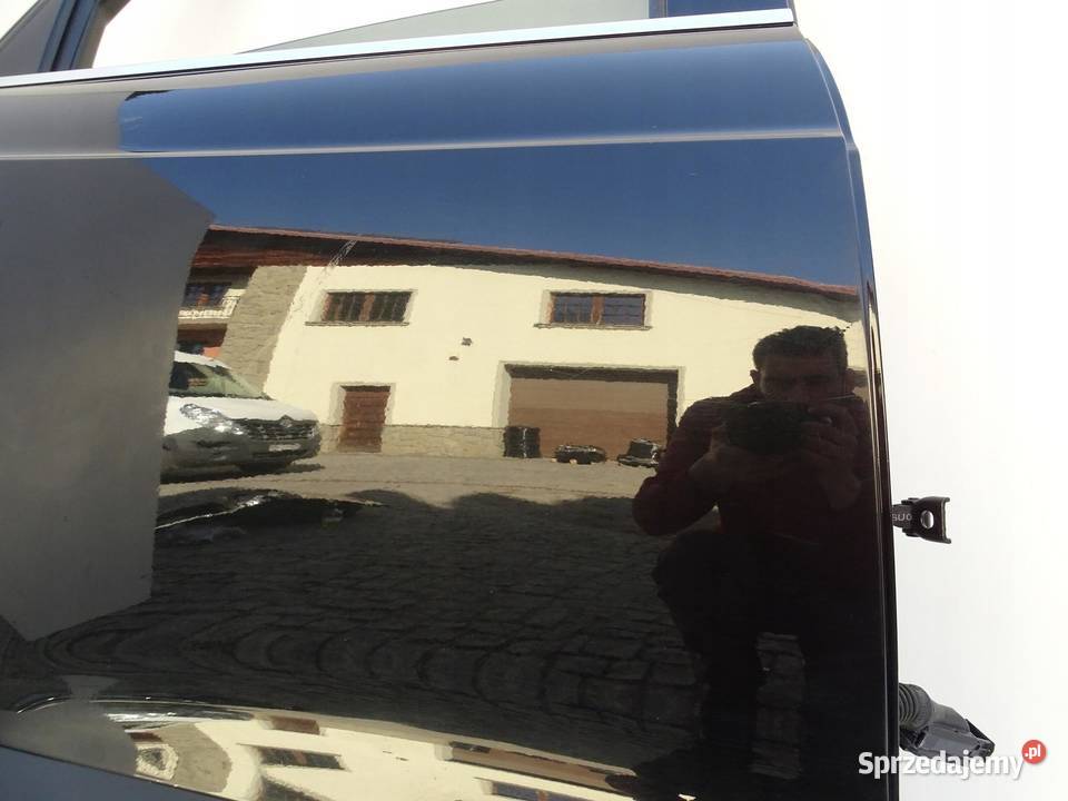 DRZWI PRAWY TYŁ PRAWE TYLNE LY9T AUDI Q3 I 8U0